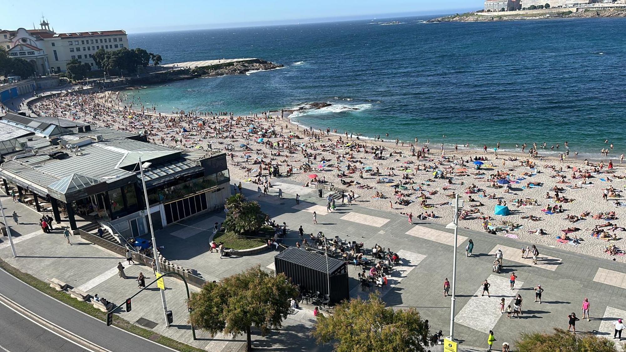 Piso Con Vistas A La Playa De Riazor Lägenhet A Coruña Exteriör bild